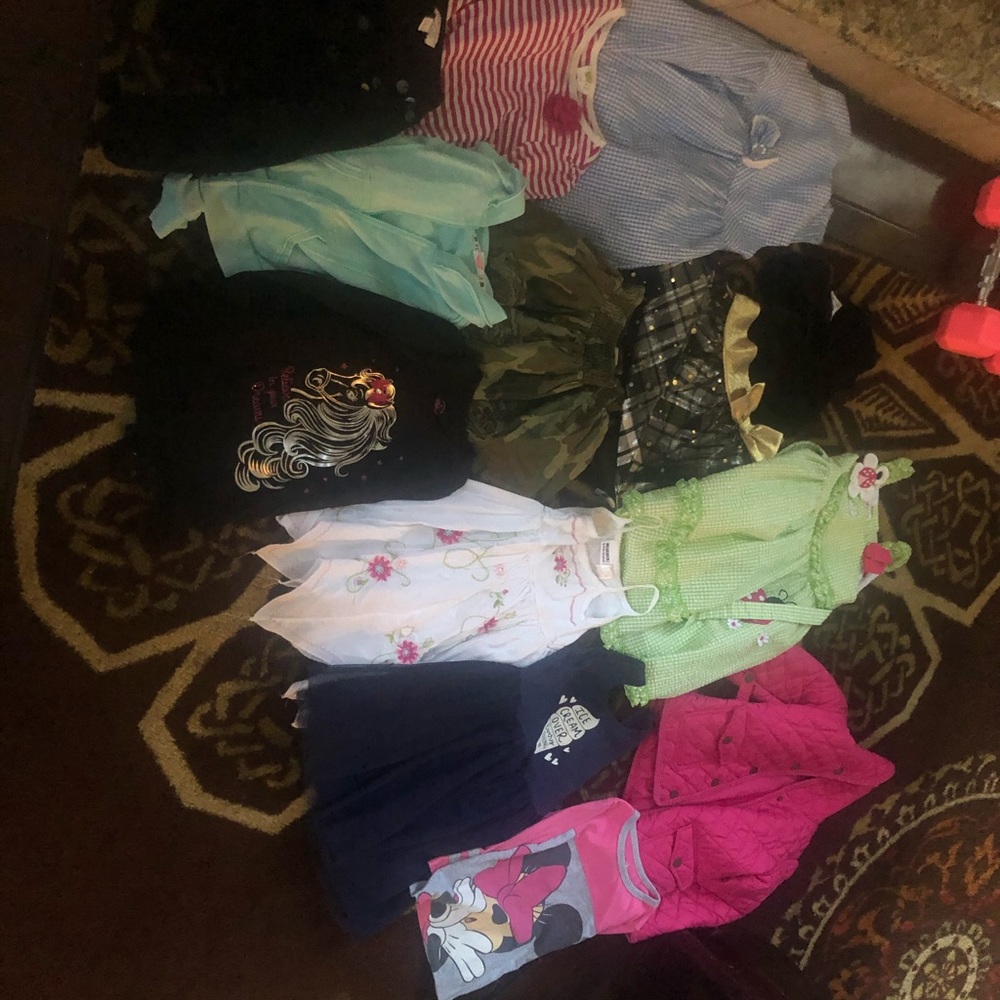 Girls 5t clothes